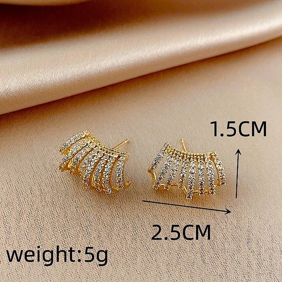 Gold Zircon Ear Claw Earrings, Ear Huggies, Minimalist, Hoops, Studs - Picture 9 of 9